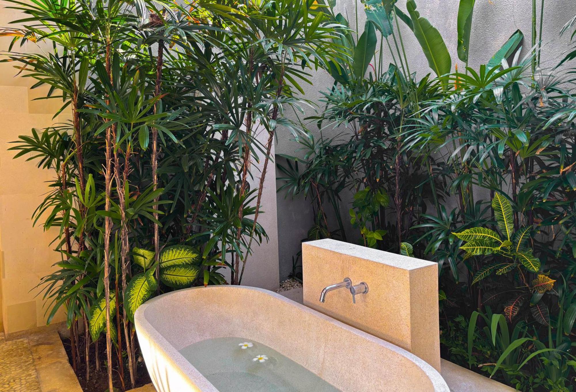Nyaman Villas Seminyak Экстерьер фото
