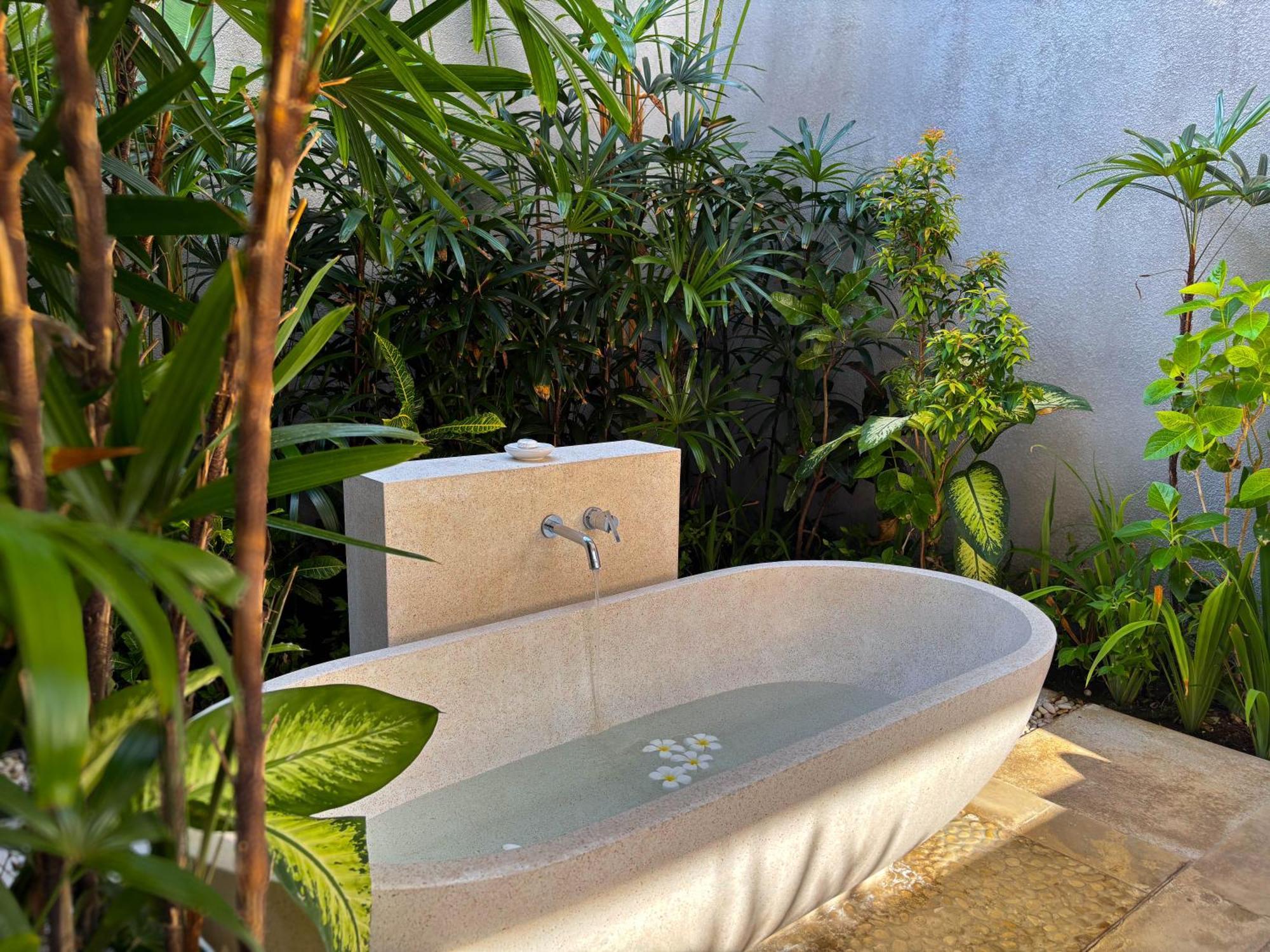 Nyaman Villas Seminyak Экстерьер фото