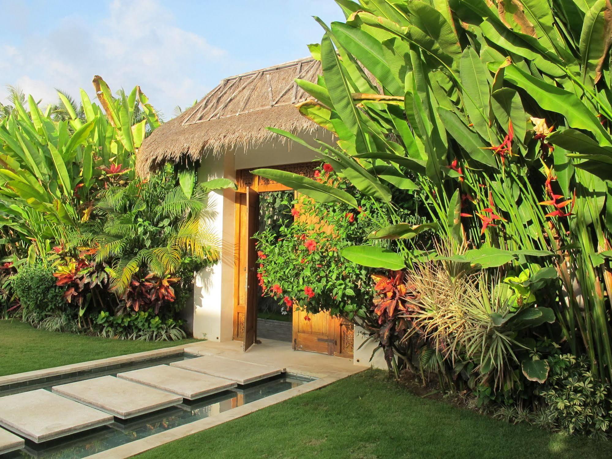 Nyaman Villas Seminyak Экстерьер фото